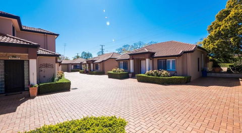 Ruthmor Villas - Schoolies Week Accommodation 2