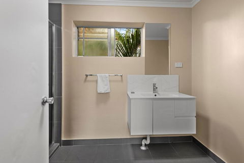 S1 Motel - Schoolies Week Accommodation 1