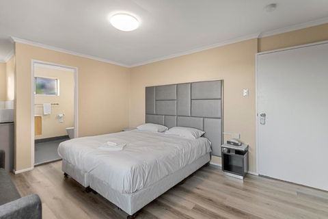 S1 Motel - Schoolies Week Accommodation 2