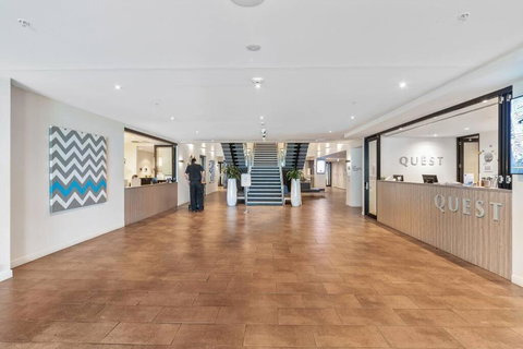 Sails By The Bay - Ocean Views - Wi-Fi - Netflix - Schoolies Week Accommodation 3