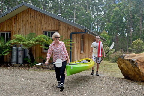 Saintys Creek Cottage - Schoolies Week Accommodation 1