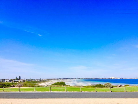 SALT @ North Beach WALLAROO (absolute Beachfront) - Schoolies Week Accommodation 0