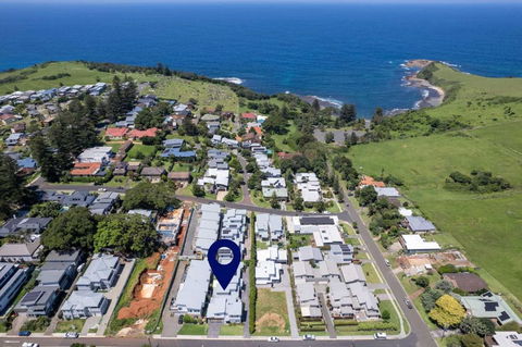 Salt On Morrow - Schoolies Week Accommodation 0