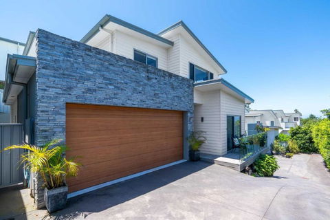Salt On Morrow - Schoolies Week Accommodation 1
