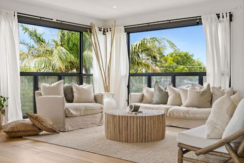 Salta - Schoolies Week Accommodation 1