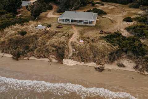 Saltair Freycinet - Schoolies Week Accommodation 2