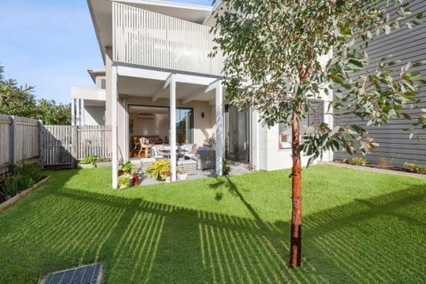 Saltbush By The Park - Schoolies Week Accommodation 1