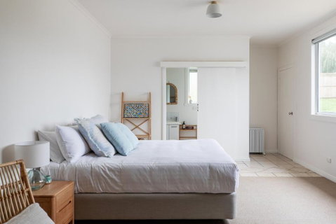 Saltwood - Schoolies Week Accommodation 1