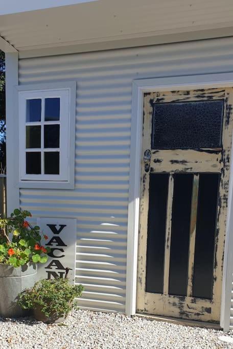 Samuels Cottage C1860 - In The Heart Of Mudgee - Schoolies Week Accommodation 2