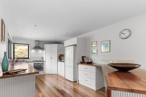 Sanctuary House - Schoolies Week Accommodation 2
