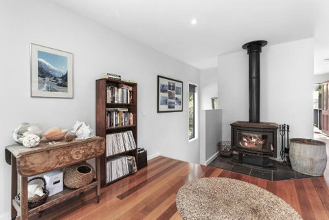Sanctuary House - Schoolies Week Accommodation 0