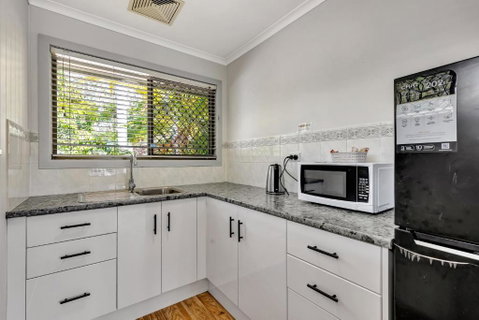 Sanctuary Lakes Fauna Retreat - Schoolies Week Accommodation 2