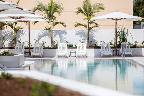 Ruby Gold Coast By CLLIX - Schoolies Week Accommodation 2