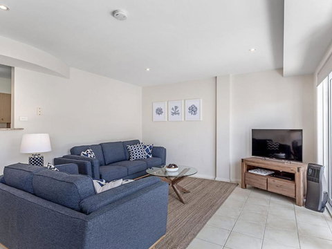 Sandcastles 7 8 Ala Moana Way - Schoolies Week Accommodation 3