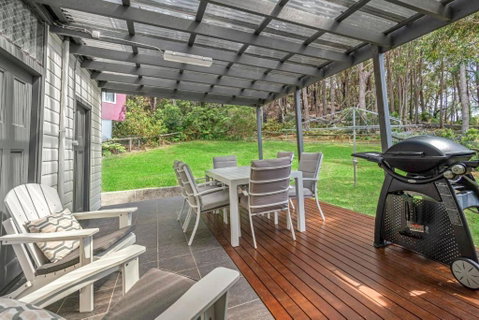 Sandlines At Hyams Beach - Schoolies Week Accommodation 3