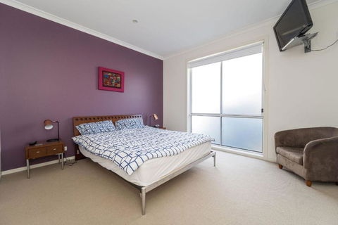 Sandpiper 5 - Close To Town And Beach - Schoolies Week Accommodation 2