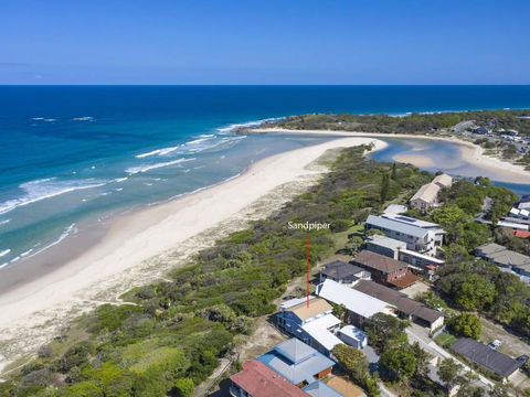 Sandpiper Beachfront House - Hastings Point - Schoolies Week Accommodation 2