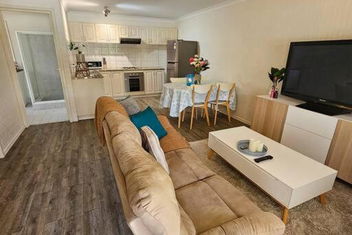 Sandringham Tranquil Retreat with Schoolies Week Accommodation