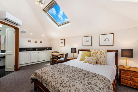 Sandstone Suites - In The Heart Of Port Fairy - Schoolies Week Accommodation 0