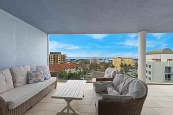 Sandy Cove Apartment The Entrance 48a with Schoolies Week Accommodation