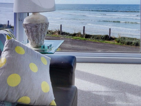 Sandy Cove - Schoolies Week Accommodation 1