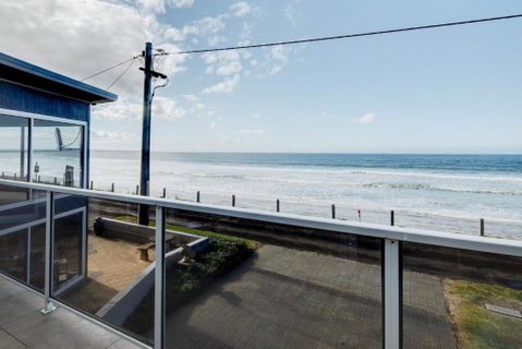 Sandy Cove - Schoolies Week Accommodation 2