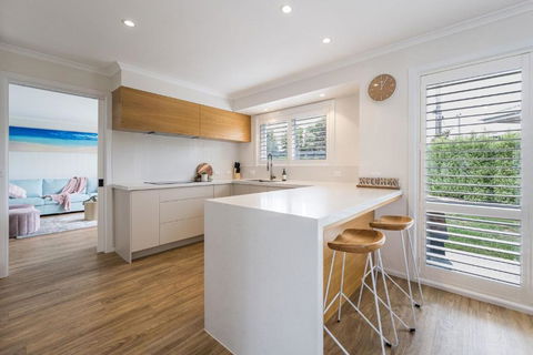 Sandy Delight Inverloch - Schoolies Week Accommodation 3