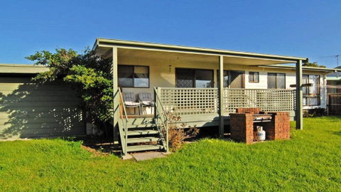 Sandy Escape - Schoolies Week Accommodation 1