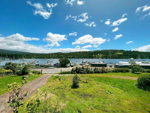Stunning Water Front View House At Kettering - Schoolies Week Accommodation 3