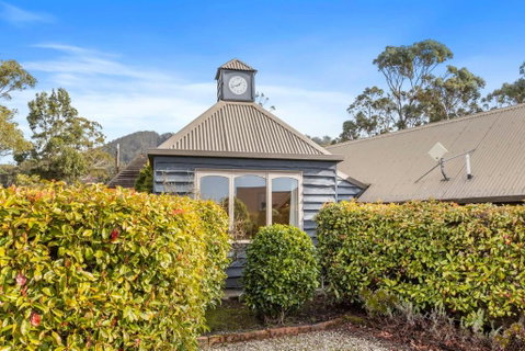 The Clocktower - Serene Stay At Herons Rise Vineyard - Schoolies Week Accommodation 0