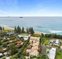 Beachside at Sapphire - Schoolies Week Accommodation