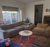 Beachside beauty - Schoolies Week Accommodation