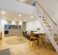 Beachside luxury loft apartment - Schoolies Week Accommodation