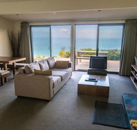 Beacon Point Ocean View Villas - Schoolies Week Accommodation