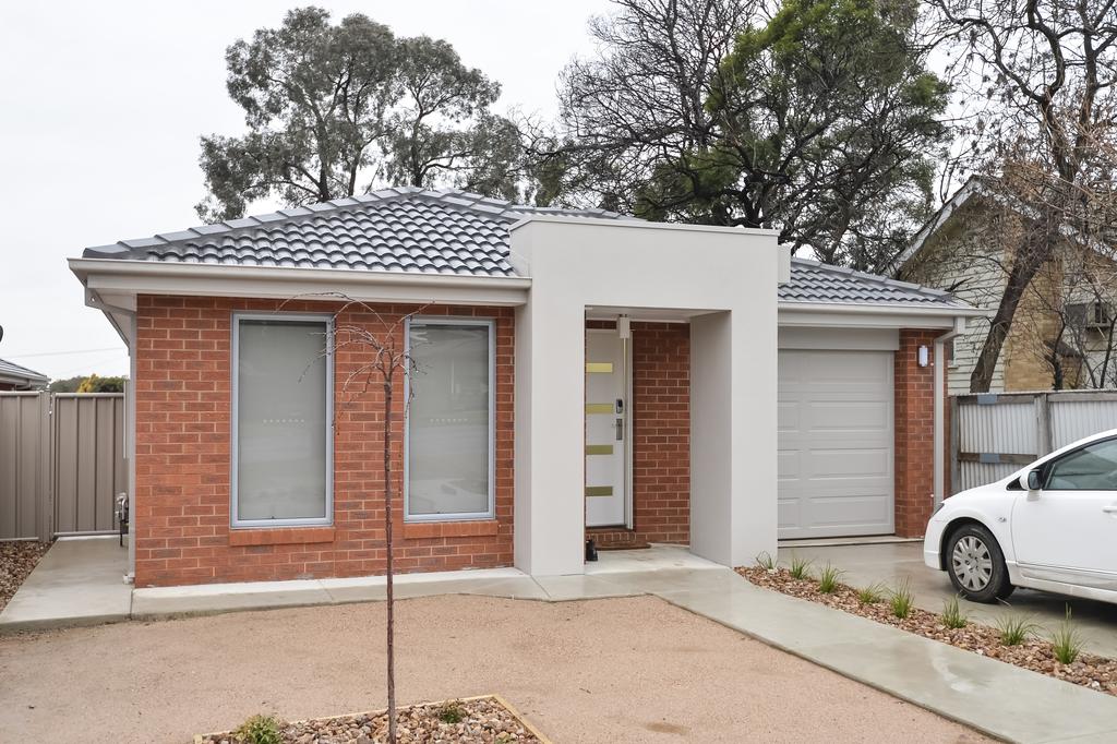  Schoolies Week Accommodation