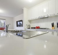 Beischer Apt B - Schoolies Week Accommodation