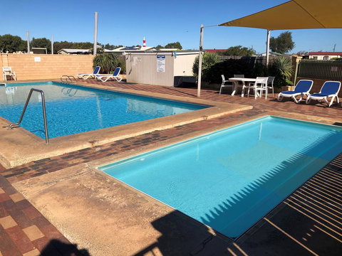Belair Gardens Caravan Park - Schoolies Week Accommodation 1