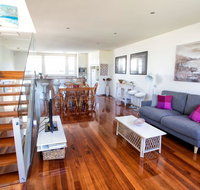 BELLA CASA - Schoolies Week Accommodation