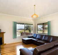 Bella Vista - Schoolies Week Accommodation