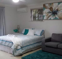 Bella Vista B  B - Schoolies Week Accommodation