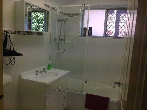 Bellevue Family Comforts, Amenities - Schoolies Week Accommodation 2