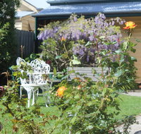 Benambra Bed  Breakfast - Schoolies Week Accommodation