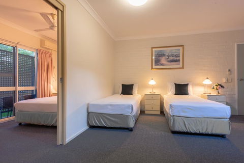 Benson Court Motel - Schoolies Week Accommodation 2