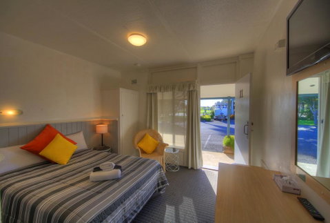 Bermagui Motor Inn - Schoolies Week Accommodation 2