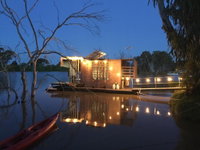 Bill's Boathouse