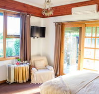 Billabong Cottage - Schoolies Week Accommodation