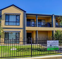 Black Duck - Schoolies Week Accommodation