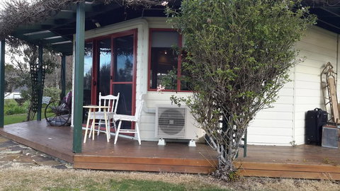 Blisshaven@Fleurtys Point - Schoolies Week Accommodation 1