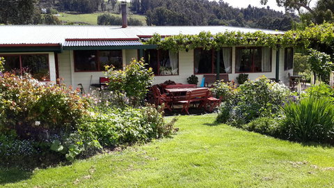 Blisshaven@Fleurtys Point - Schoolies Week Accommodation 3