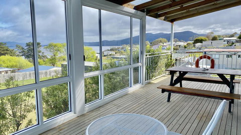 Blue Cottage Bruny Island - Schoolies Week Accommodation 3